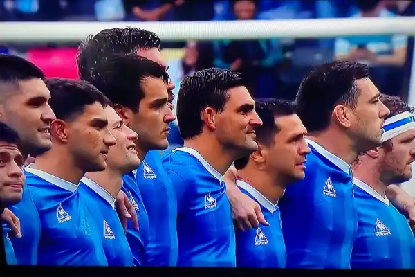 Los Pumas homenajearon a la Selección de Maradona con una camiseta inspirada en 1986