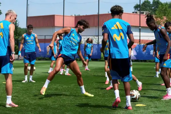El mal tiempo también juega la final: España canceló su última práctica antes de enfrentar a Argentina