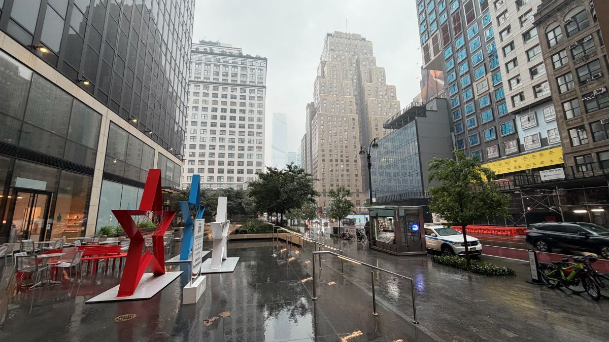 Un diluvio en Nueva York trae alivio por el humo, pero pone en duda los banderazos argentinos antes de la final