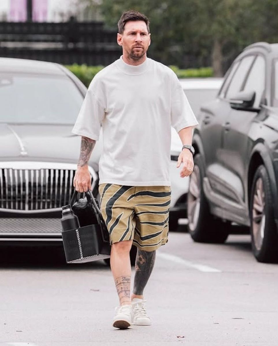 Messi y la moda: la camiseta que todavía falta en su archivo