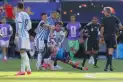 El ataque de furia de Paredes tras la final del Mundial: agarró del cuello a Eric García, revolcó a Gavi y fue expulsado
