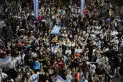 La plaza Independencia cambió la tristeza por ovación hacia la Scaloneta