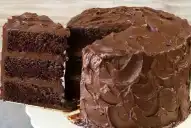 La receta de la Torta Matilda en versión saludable: puro chocolate, lista en minutos y sin harina
