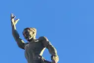 Recuerdos fotográficos: Ernesto Padilla y el monumento a los héroes de la Independencia