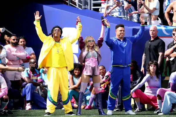 Madonna, leyendas del fútbol y un despliegue estelar: el impresionante entretiempo de la gran final