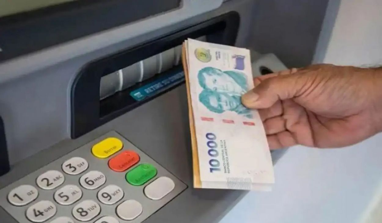 Hoy comienza el pago del ajuste salarial del 3% a los empleados públicos