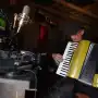 Junto a un río: el estudio de música oculto en Tafí del Valle