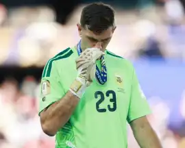 Dibu Martínez puso en duda su continuidad en la Selección