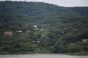Cómo funciona una oferta de terrenos en una zona investigada de El Cadillal