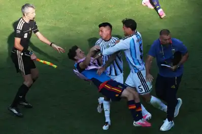 La FIFA confirmó la sanción para Leandro Paredes tras los incidentes en la final del Mundial