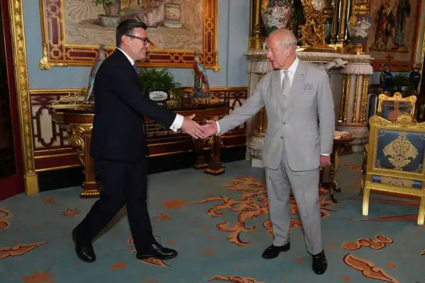 Defensa y seguridad: el primer ministro británico ofrece reaseguros a Trump