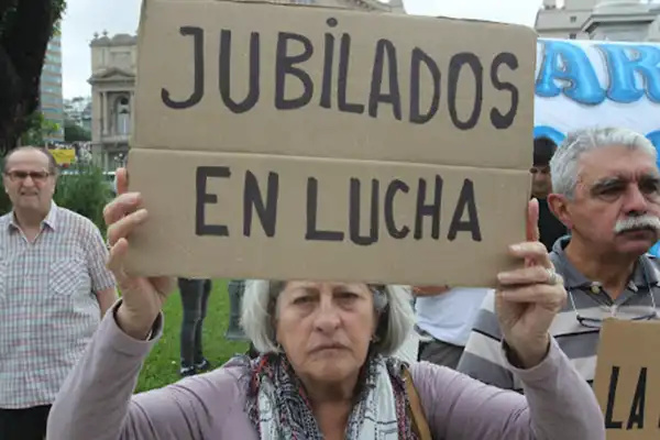 Jubilados con respaldo: marcharán junto la CGT