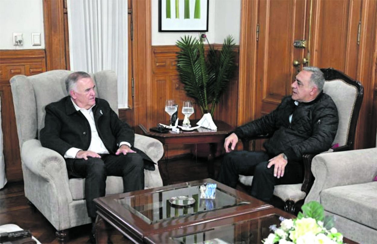 Jaldo recibió apoyo del peronismo del Concejo Deliberante de la capital