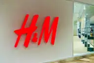 H&M acelera su desembarco en Argentina: cuándo y dónde abrirá su primer local