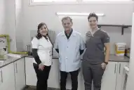 Medicamentos a medida para los más pequeños: el Hospital Avellaneda produce 75 formulaciones que no existen en el mercado