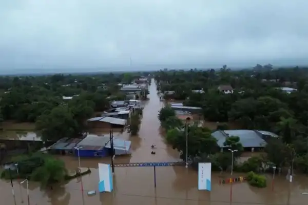 Inundaciones: vecinos de La Madrid podrán elevar proyectos a la Legislatura