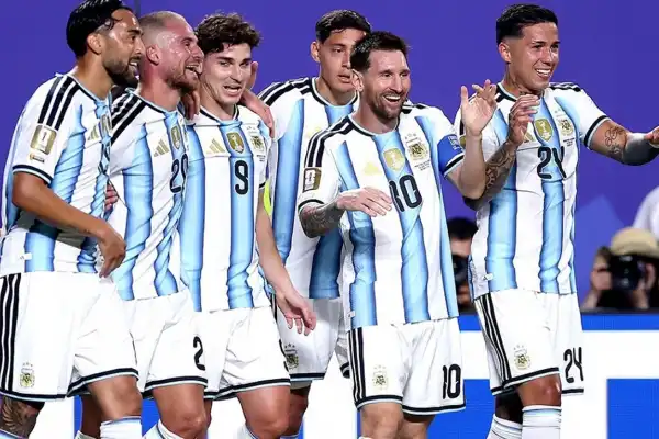 Los dos argentinos que integran el equipo ideal del Mundial 2026