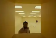 “Backrooms” vuelve a los cines tucumanos en una versión extendida