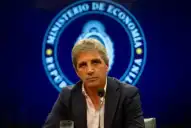 Luis Caputo habló ante el campo y descartó un anuncio sobre otra baja en las retenciones