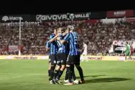 Sorpresas en Atlético Tucumán: un delantero bajó a Reserva y cuatro juveniles quedaron con Primera