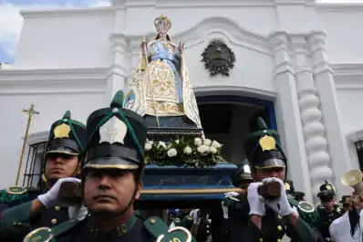 Molestia por la vigilia del 9 de Julio: preparan un acto de desagravio en honor a la Virgen Generala