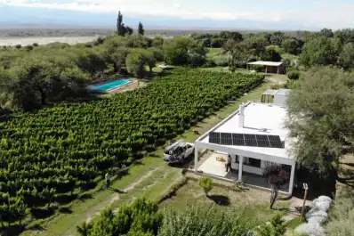 Estuvo 30 años en el Ejército de Estados Unidos hasta que volvió a Tucumán para tener su propio vino