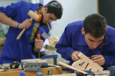 El trabajo ideal para estos jóvenes no es el que mejor paga: qué valoran al elegir un empleo