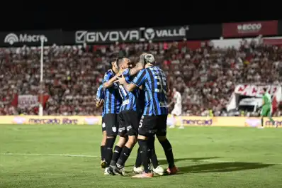 Sorpresas en Atlético Tucumán: un delantero bajó a Reserva y cuatro juveniles quedaron con Primera