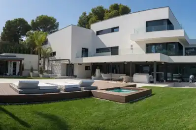 El refugio blindado de Messi: cómo funciona la seguridad extrema de La Fortaleza en Funes