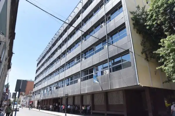 Investigan por lavado de activos al abogado denunciado por una estafa con azúcar por $740 millones