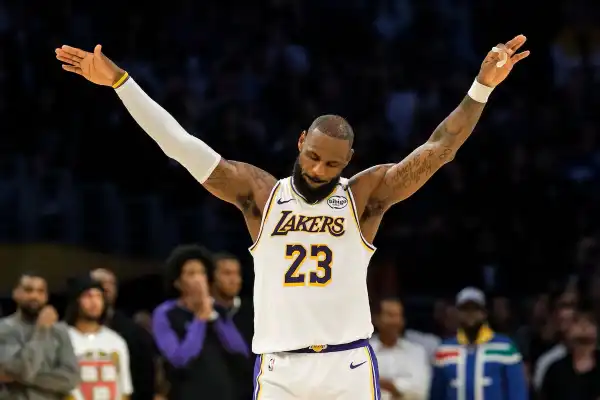 Bombazo en la NBA: LeBron James continuará su carrera en Philadelphia 76ers