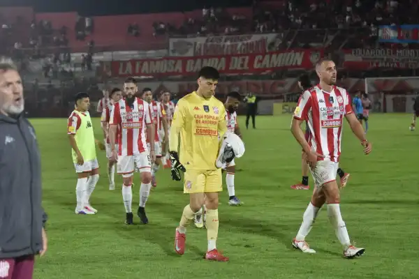 San Martín fue sorprendido dos veces y se quedó con las manos vacías frente a Temperley