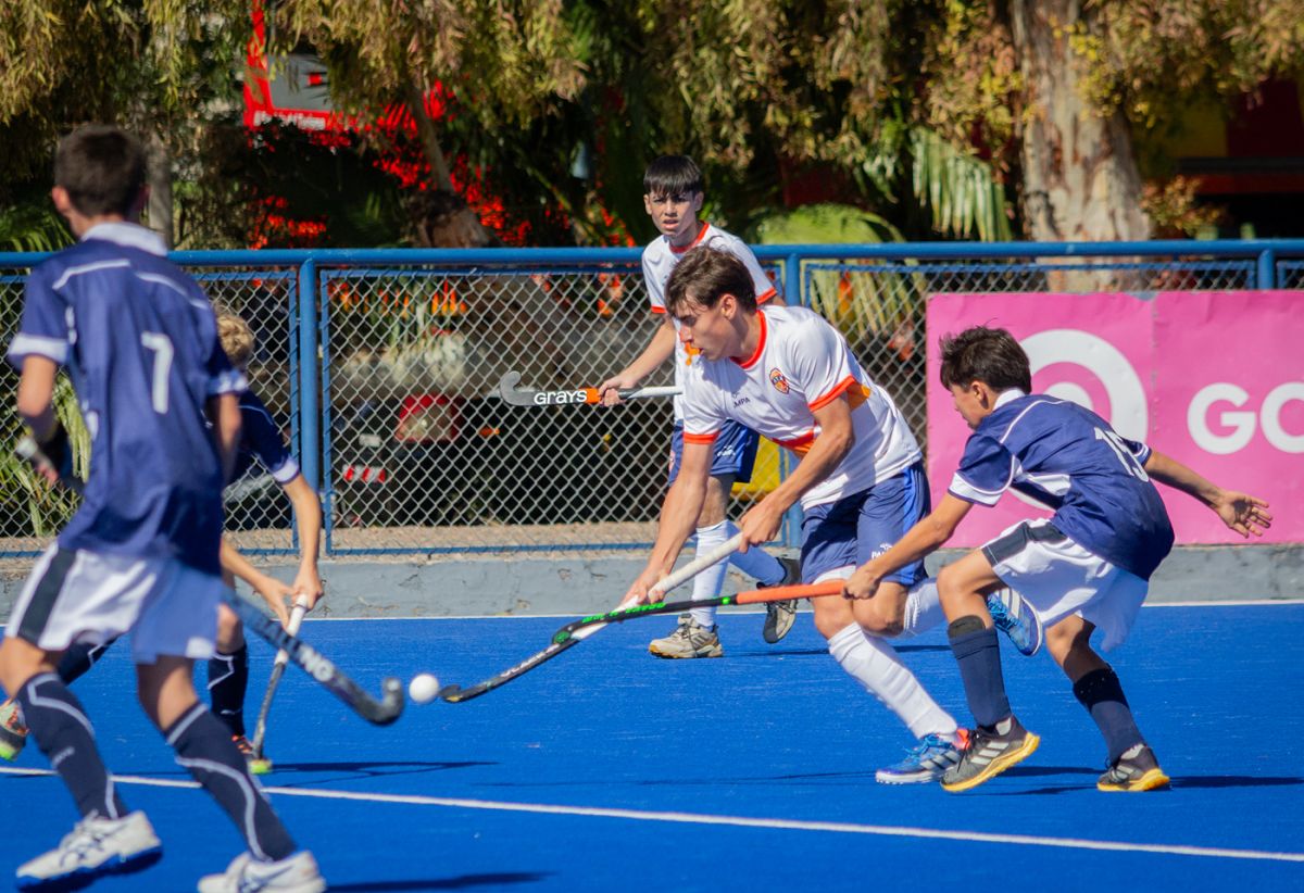 Bautista Dulor sueña con llegar al seleccionado nacional de hockey.