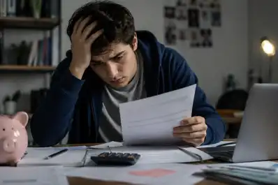 El empleo llega tarde: 9 de cada 10 jóvenes ingresan en mora antes de conseguir su primer trabajo formal