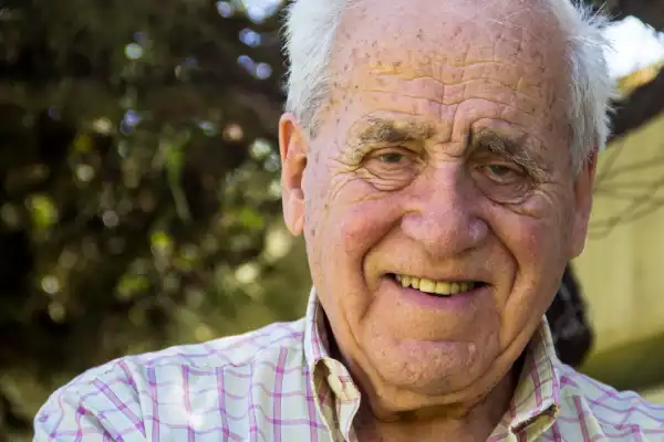 Falleció el académico Ricardo Norberto Farías