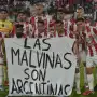 Del video viral a la cancha: la historia detrás de la bandera de Malvinas que conmovió a La Ciudadela