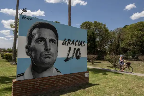 De la tranquilidad rural a la gloria mundial: cómo es Pujato, el pueblo de Lionel Scaloni