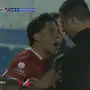 Escándalo en Salta: Enzo Pérez fue expulsado tras hacer el gesto de robo y enfrentarse al cuarto árbitro