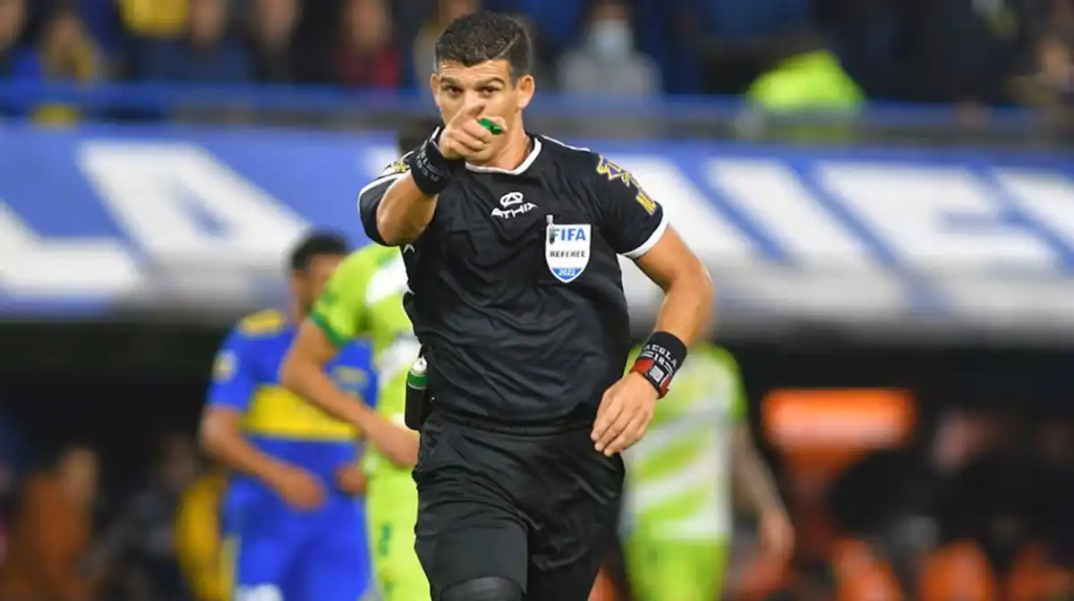 El árbitro que volverá a dirigir a Atlético Tucumán después de más de un año: su particular historial
