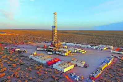 YPF presentó un RIGI récord por U$S 51.000 millones para exportar GNL desde Vaca Muerta