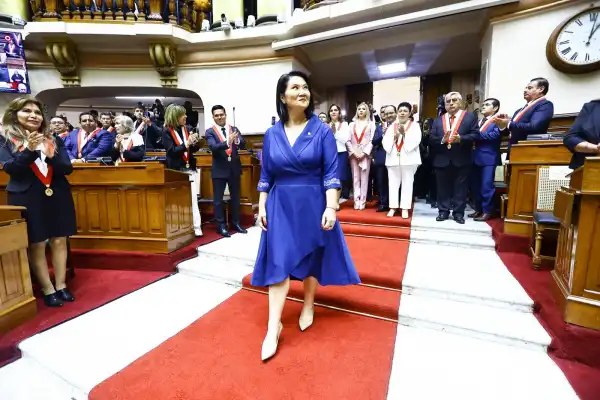 Keiko Fujimori asumió la presidencia de Perú: prometió mano dura contra la delincuencia y una nueva forma de gobernar