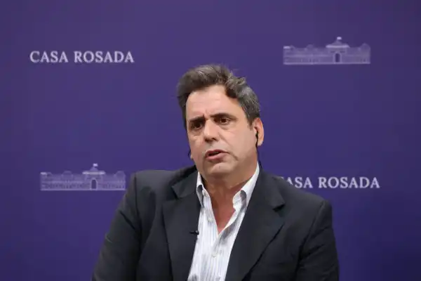 Milei compartió en X el respaldo de Guillermo Francos a Lisandro Catalán