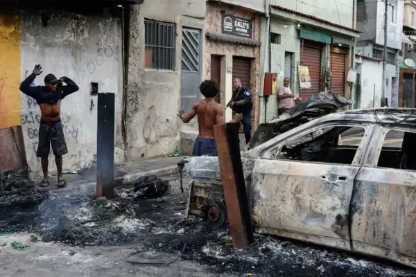 Del control de las favelas al NOA: la expansión del Comando Vermelho
