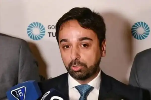 Martín Viola sobre la diputada Soledad Molinuevo: “le falta formación”