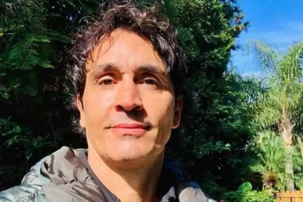 La nueva vida de Sebastián Estevanez: por qué dejó la actuación y a qué se dedica a los 55 años