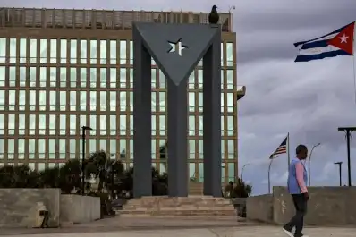 Cuba abre amplios sectores a la inversión privada