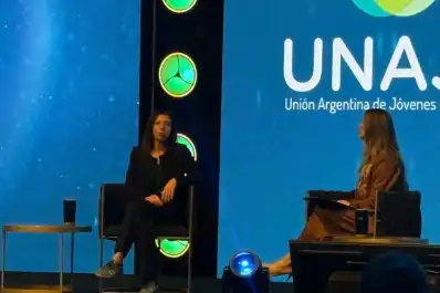 Mariana Schoua les habló a los empresarios en Unaje: “Cuando hablamos de competitividad, competimos por talento”