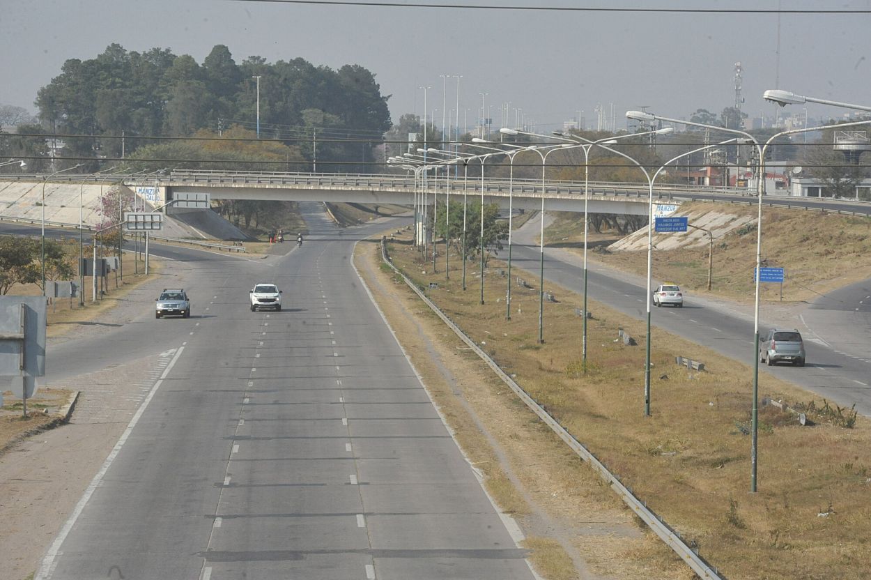 N°1. El ítem “Puentes y calles para mejorar la conectividad metropolitana”.