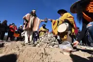 Una Pachamama atormentada por las preocupaciones