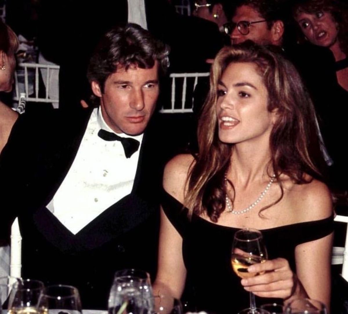 Crawford y Gere: dos apellidos que marcaron los 90 se vuelven a unir